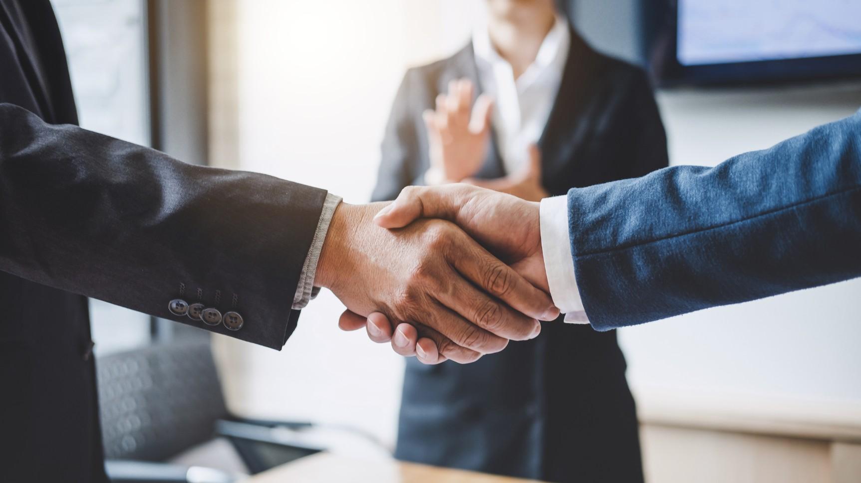 Jak przekonać kontrahentów do korzystania z Twojego portalu B2B?